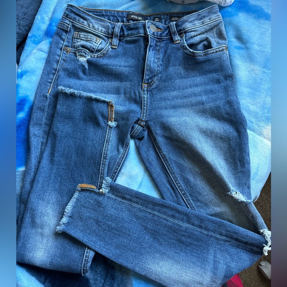 Woman’s Miss Me Jeans
